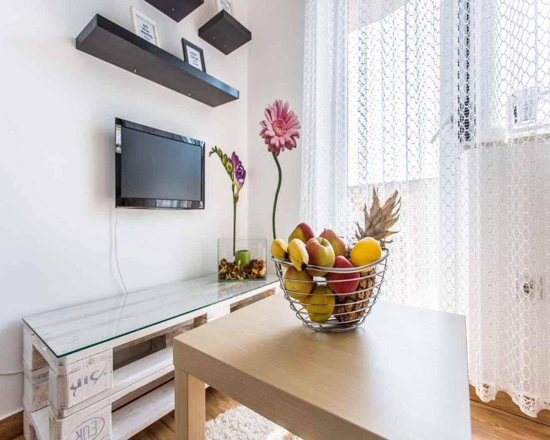 Apartment In Vrbnik/Insel Krk 36873 Екстериор снимка